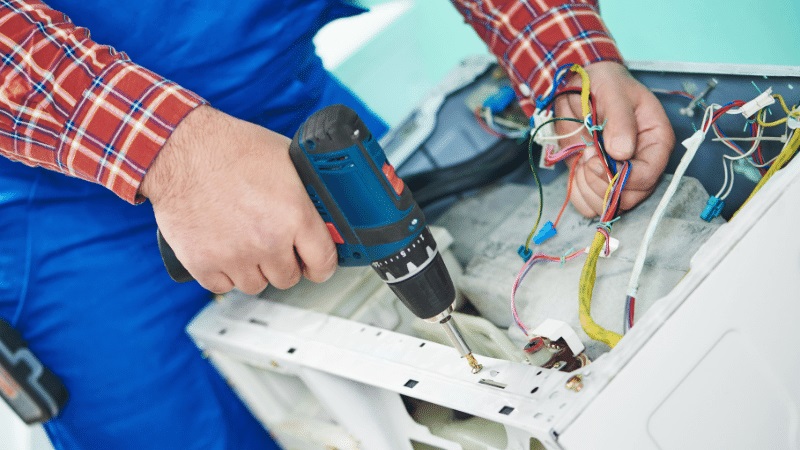 Şereflikoçhisar Esty Esty çamaşır makinesi kart tamiri – Su almama arızası orijinal parça ile giderildi. - Teknik servis örneği